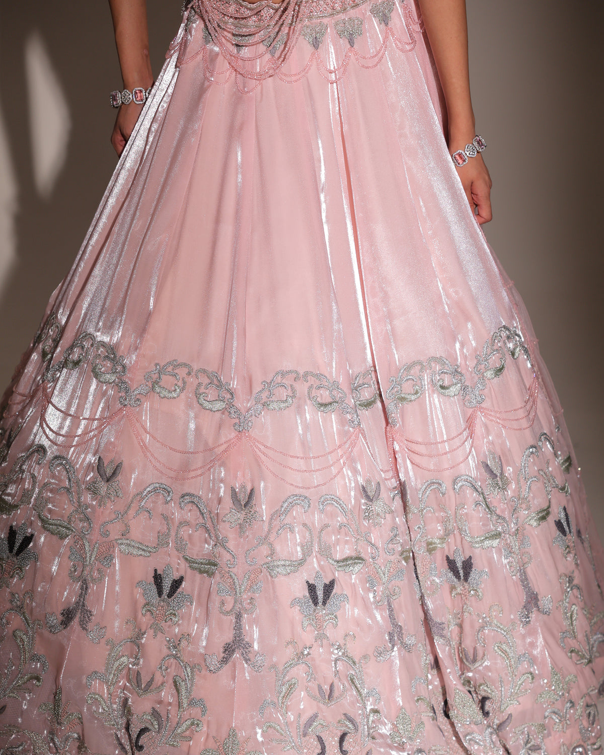 Chandelier Champagne Zardoz Lehenga